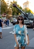 chica y tanques