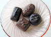 chocolates en un plato