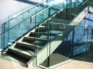 modern glass staircase: 